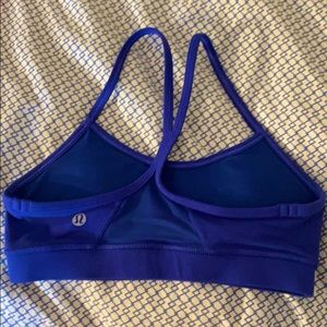 Lululemon sports bra